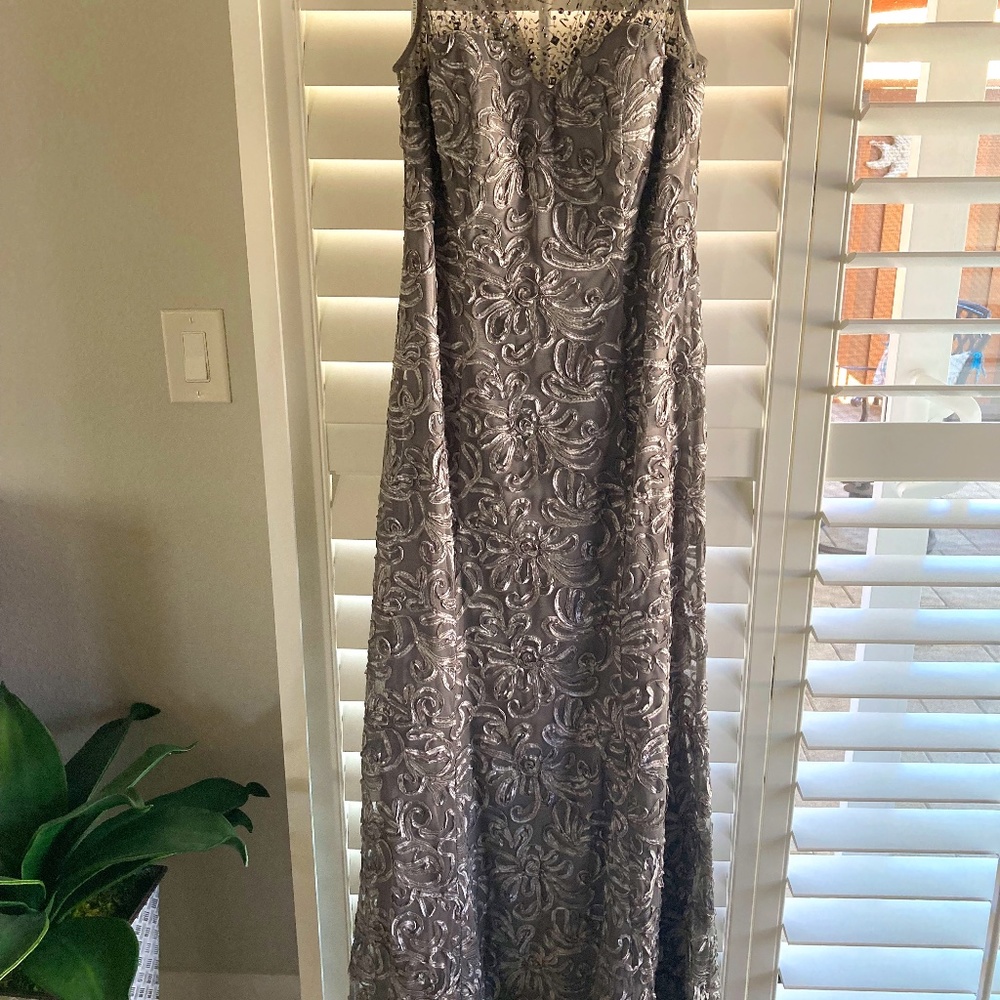 Beautiful silver embroidered/sequined evening dress